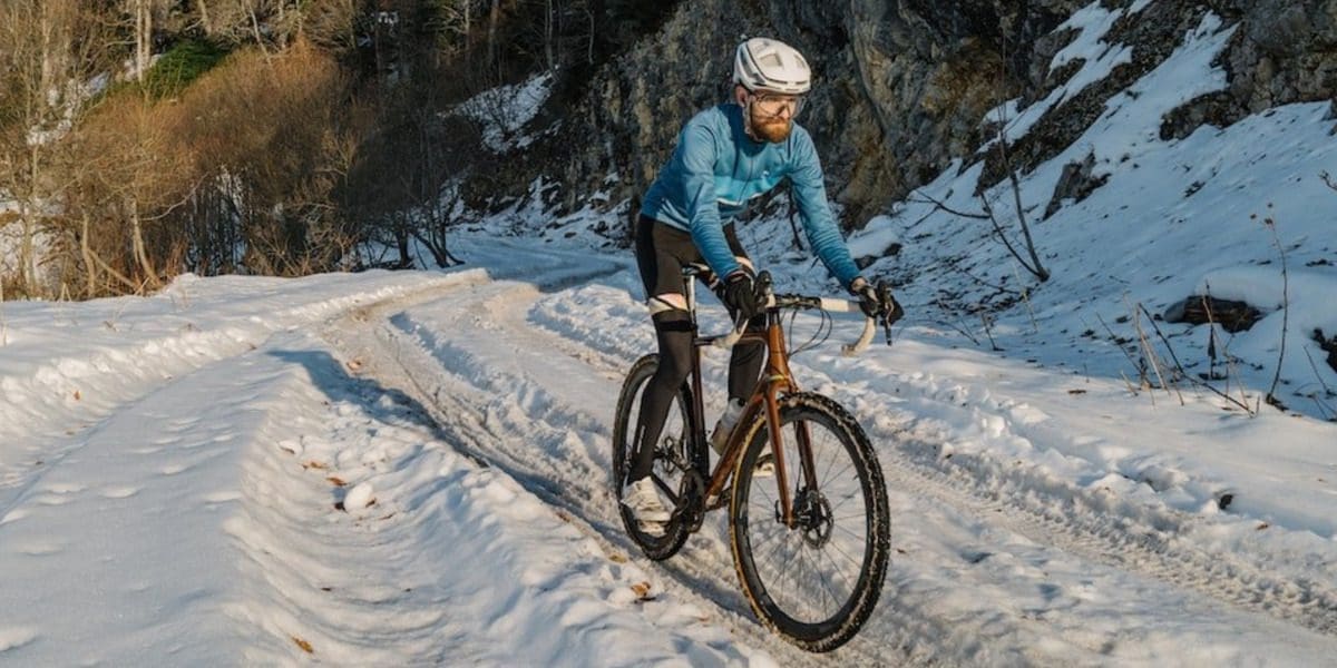 Winter Cycling Gear to Stay Warm