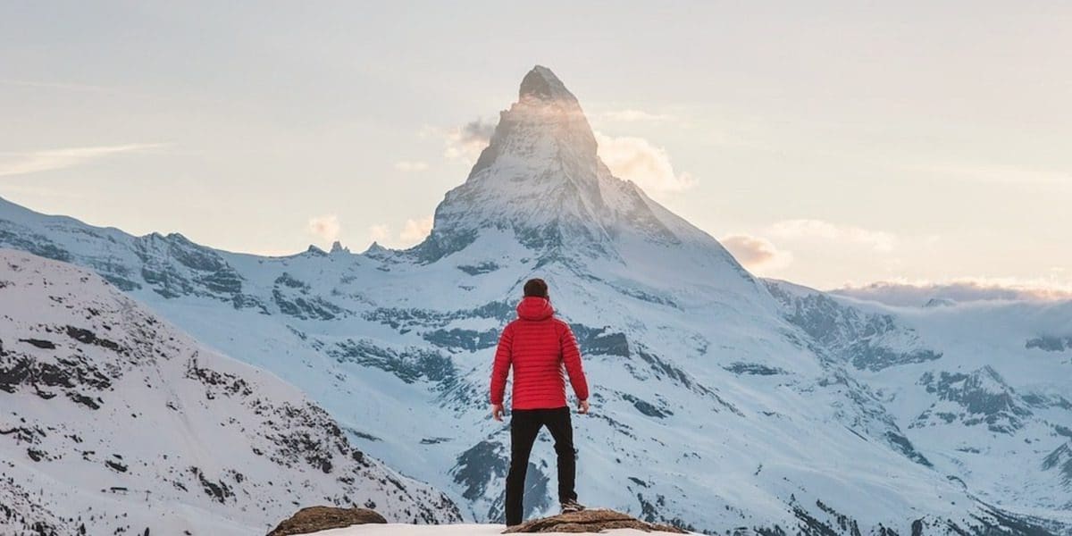 Best Winter Hiking Jackets for Cold Weather Best Winter Hiking Jackets for Cold Weather